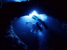 沖縄青の洞窟ダイビングショップ【マリンクラブクレアブログ】