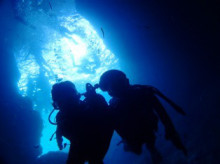 沖縄青の洞窟ダイビングショップ【マリンクラブクレアブログ】