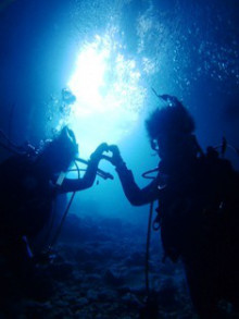 沖縄青の洞窟ダイビングショップ【マリンクラブクレアブログ】