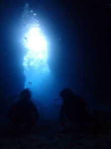 沖縄青の洞窟ダイビングショップ【マリンクラブクレアブログ】